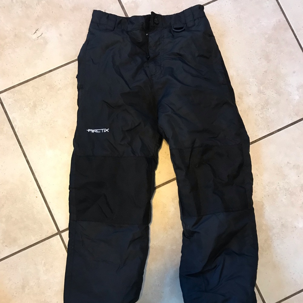Kids snow pants size small